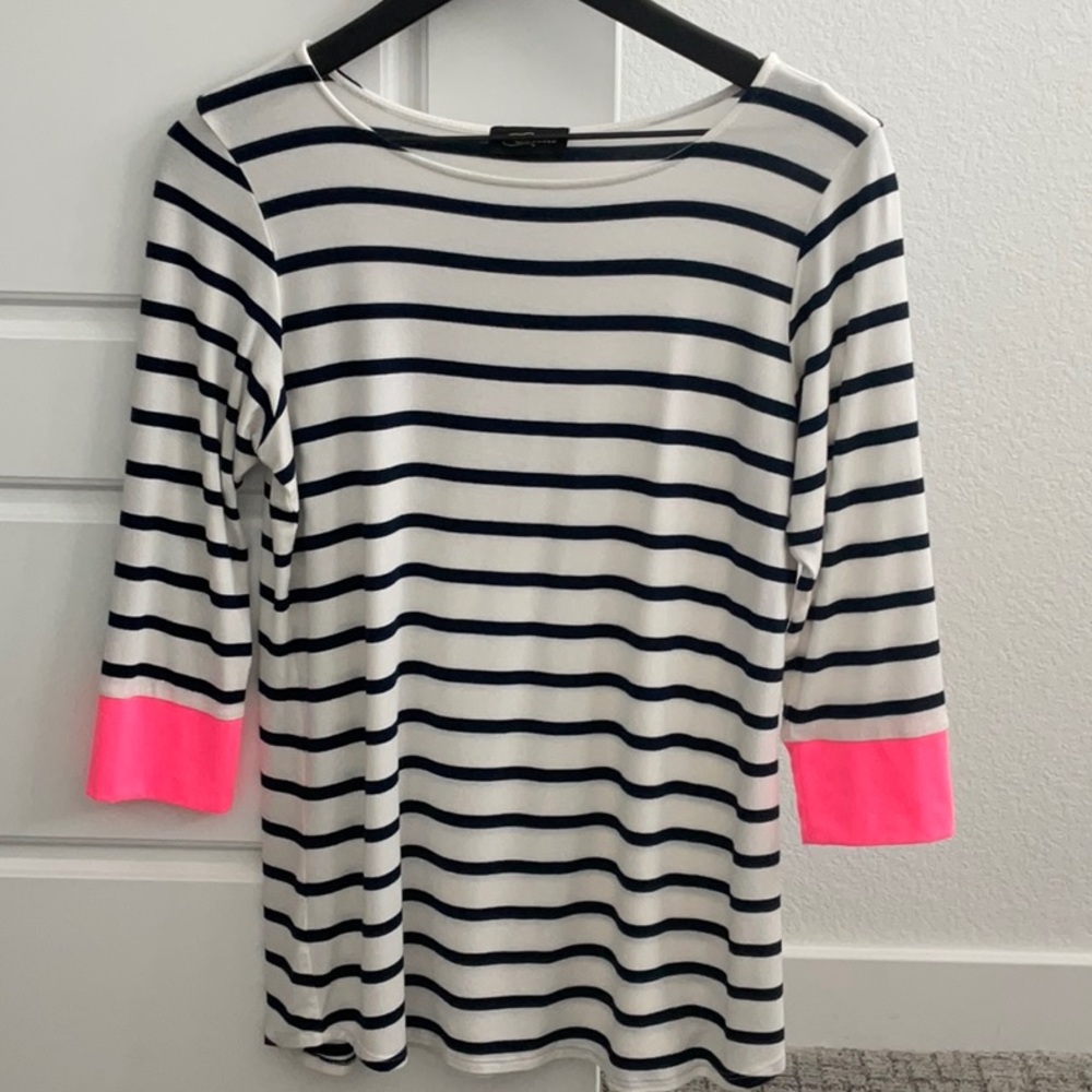 Colette- Color Cuff Top- White w Blue Stripes- 96% Polyester 4% Spandex- Size M